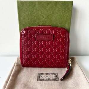 Gucci Microguccissima Compact Wallet